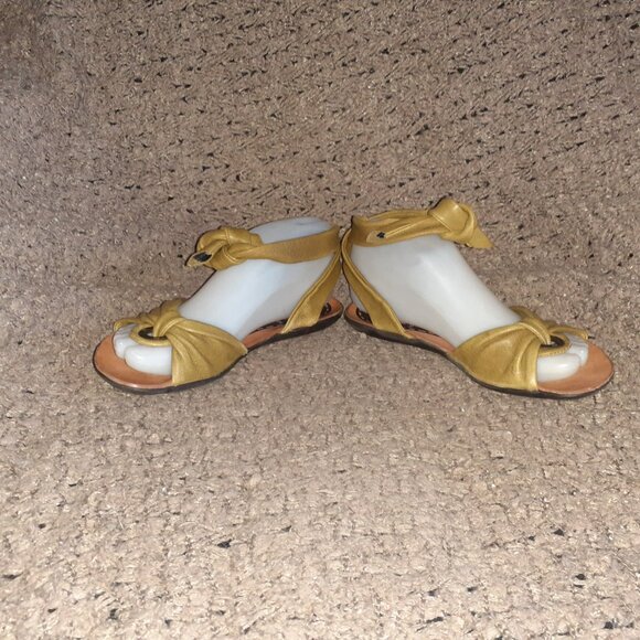 FLY LONDON-Flat Sandals-Olive Green Thongs-Leather Ankle Ties-Sz 37-Excellent - Picture 4 of 9